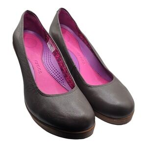 Crocs 14700‎ A Leigh Closed Toe Espresso Brown Wedge Leather Pump Women's Size 9